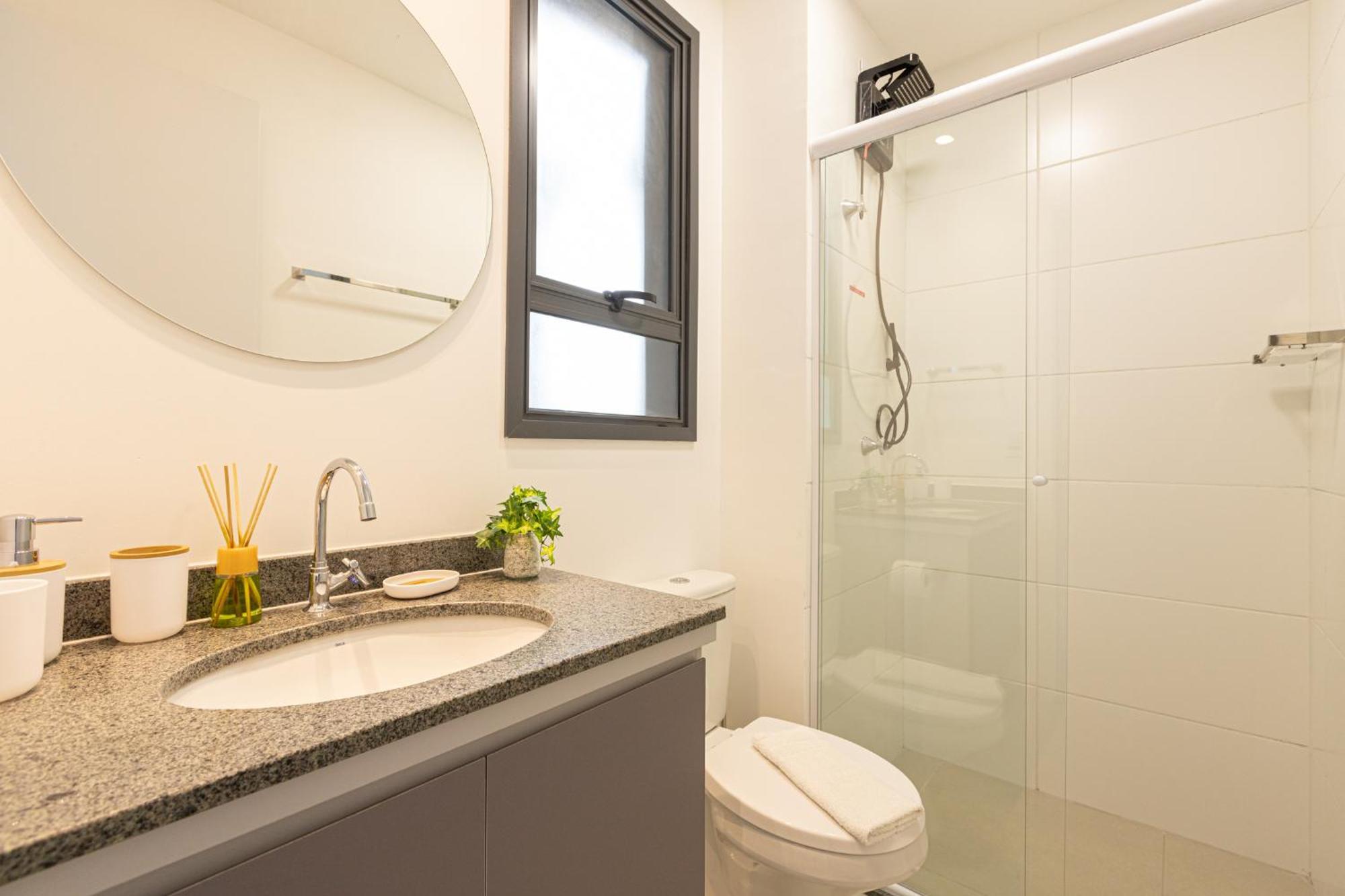 Apartamento Easy Star - No Coracao Da Consolacao Com Vista Livre - Vf01h *