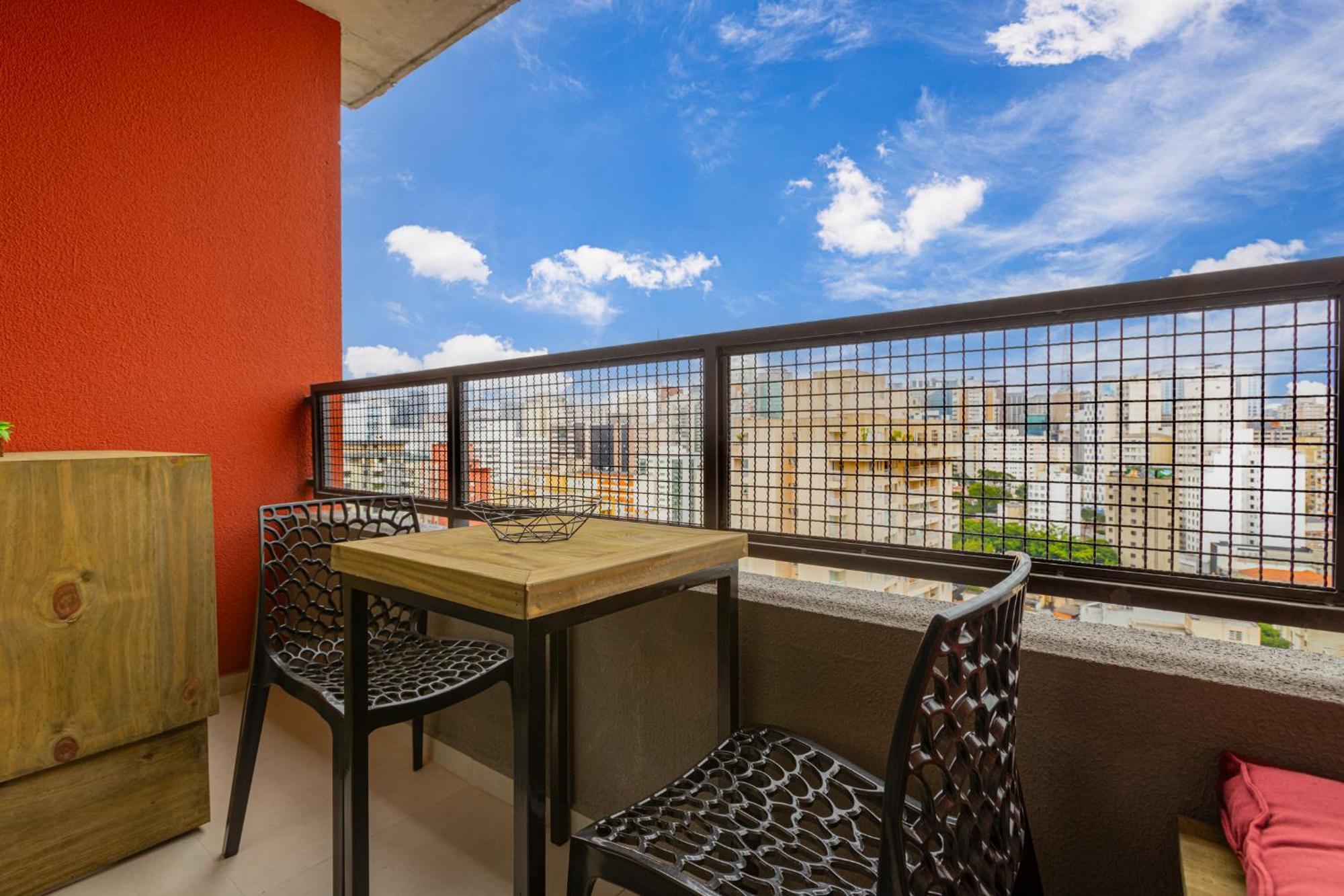 Easy Star - No Coracao Da Consolacao Com Vista Livre - Vf01h * São Paulo